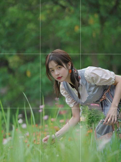 女生拍照pose大全图片_简单动作拍出甜美照