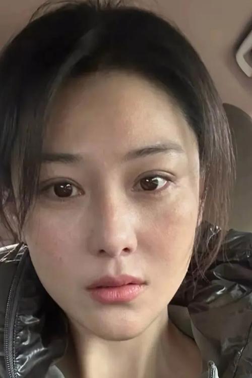 如何判断一张照片有没有开美颜_看细节查元数据