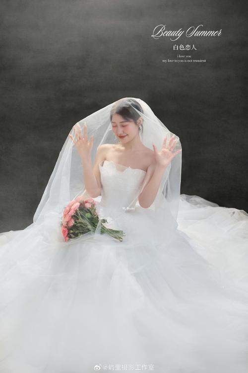 婚纱照全部在室内拍的_人造光影打造戏剧感室内婚纱照