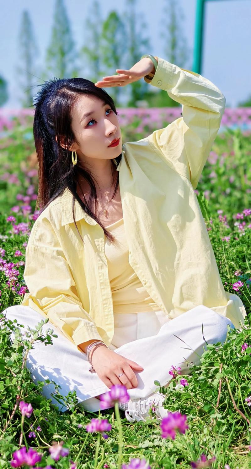 怎样照美颜照片_美颜相机打造明星效果，选对滤镜和妆效更自然