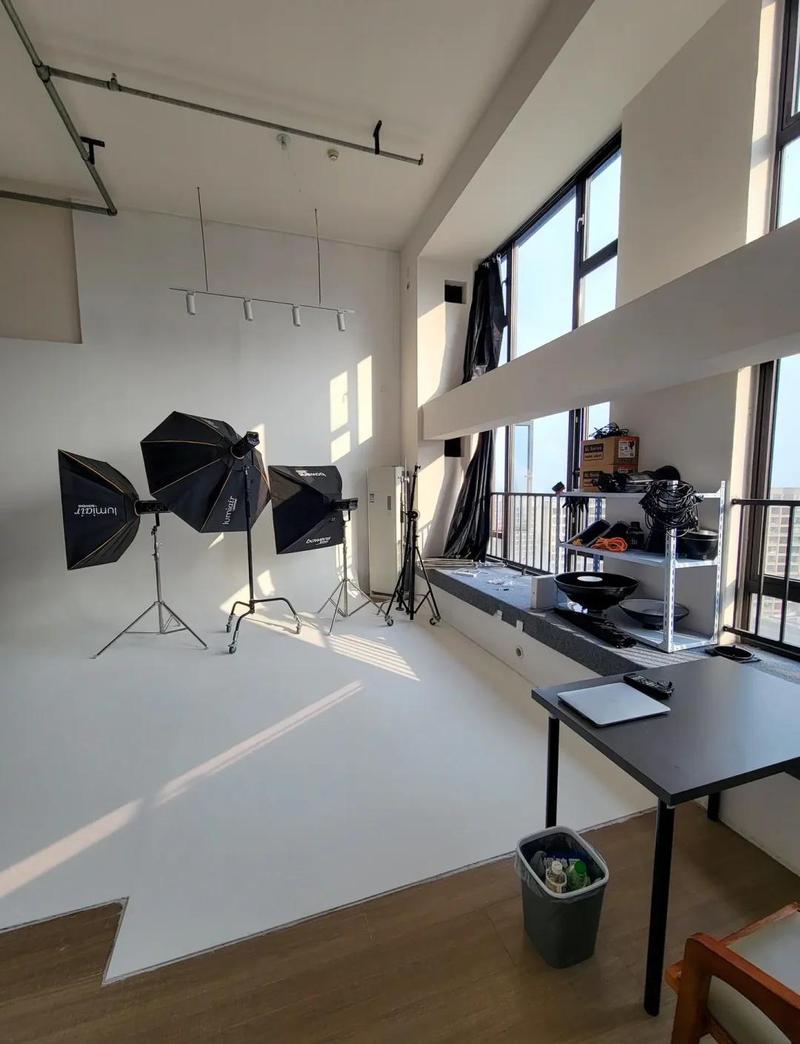 合肥适合拍照的室内场所_茶颜悦色星巴克臻选海底捞等网红店及博物馆美术馆推荐