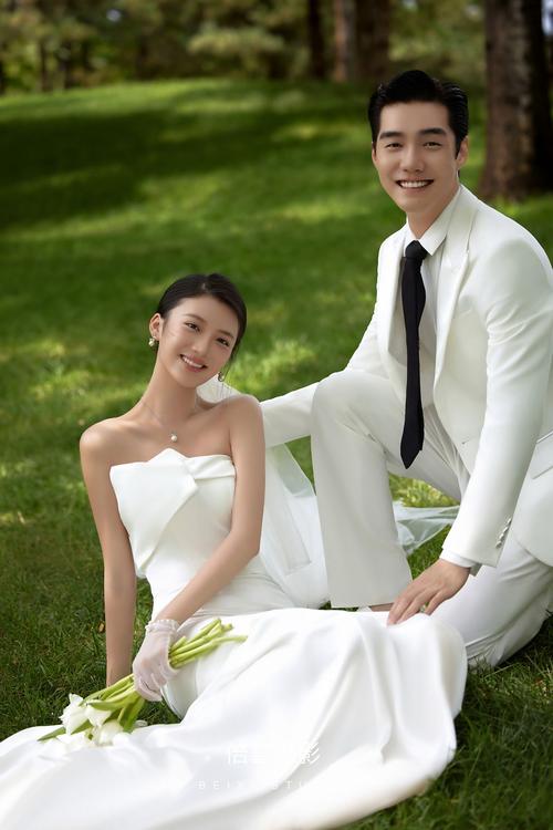 夏天婚纱照只拍室内_夏天拍室内婚纱照，多种风格可选！