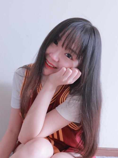 女生人像照片无美颜_不加修饰的街拍美,真实自然最动人 女生人像照片无美颜_不加修饰的街拍美,真实自然最动人