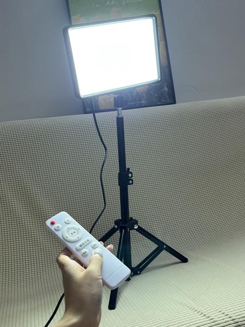 拍照时用补光灯需要拉窗帘吗_拍摄用窗帘柔光补光技巧