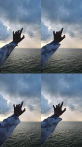 对着天空比什么手势拍照好看_浪漫手势拍照，情侣闺蜜甜蜜瞬间 (23字)