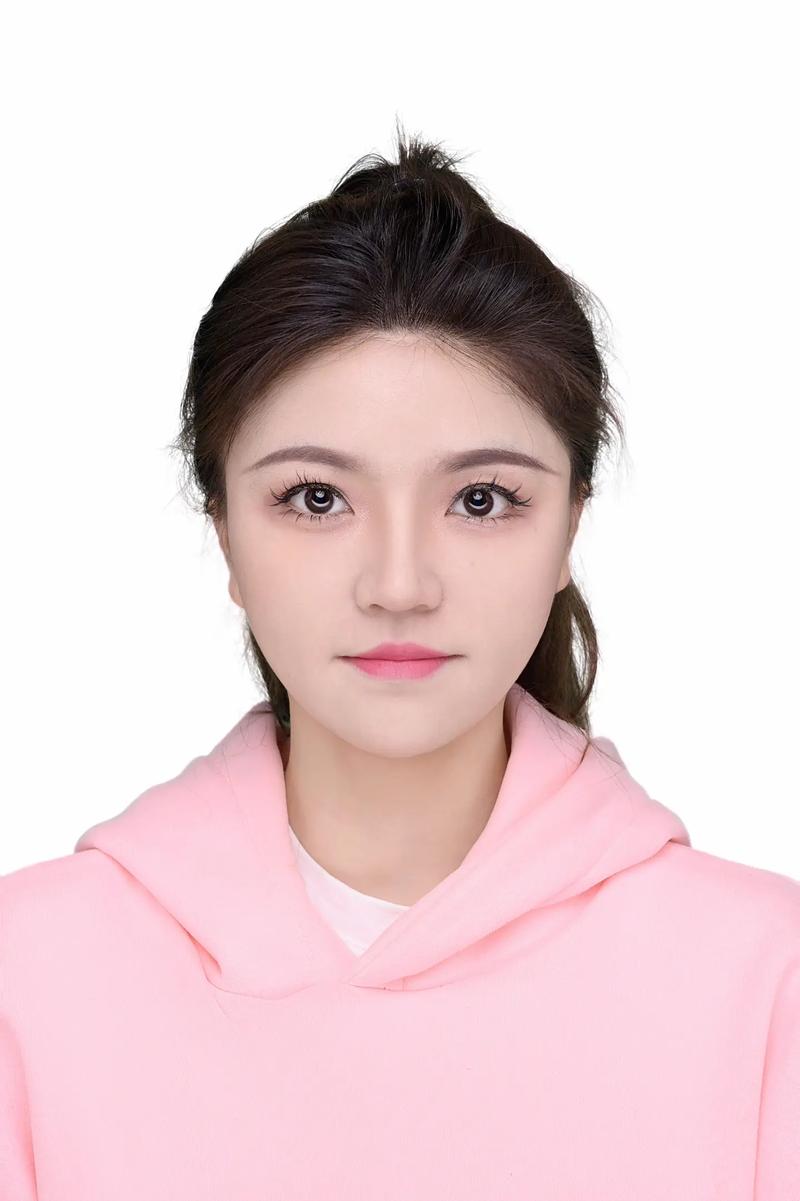 帮我生成2寸白底照片不要美颜_证件照在家拍，真实又方便