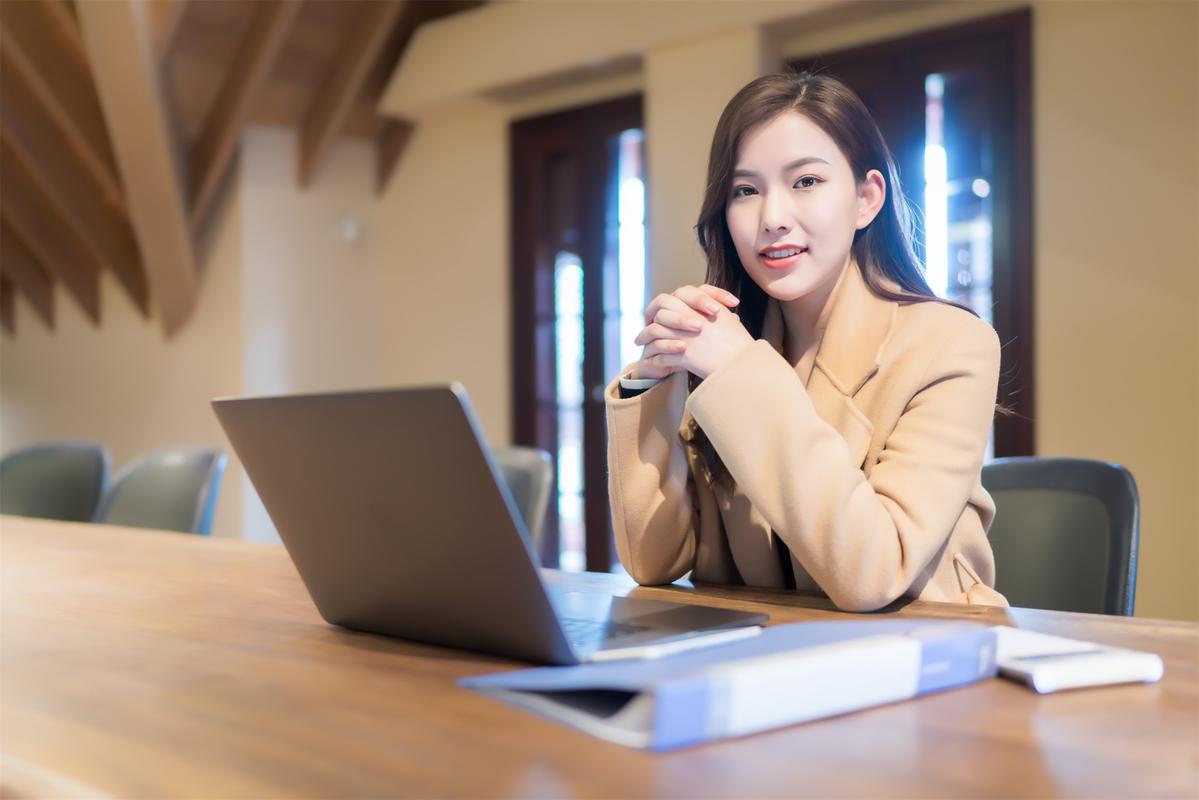 女人给男人发照片_女人发照片给男人的意思 女人给男人发照片_女人发照片给男人的意思