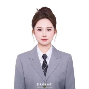 证件照怎么拍好看？注意服装发型妆容姿势
