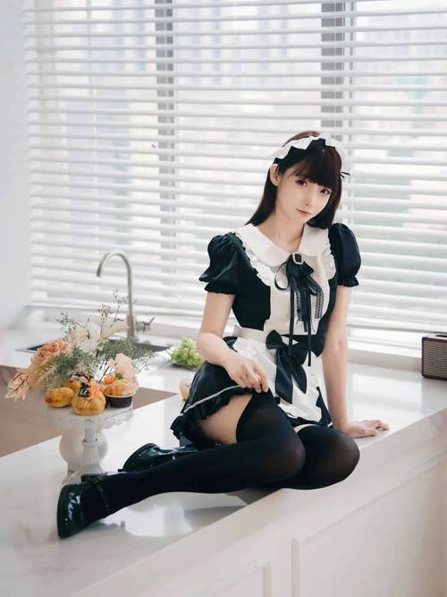 坐在桌子上的纯欲风拍照姿势_青春活力少女感,JK制服拍照技巧 坐在桌子上的纯欲风拍照姿势_青春活力少女感,JK制服拍照技巧