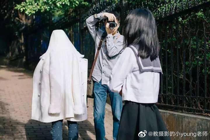 晚上拍的照片人像太黑怎么办_夜景逆光人像怎么拍出脸？