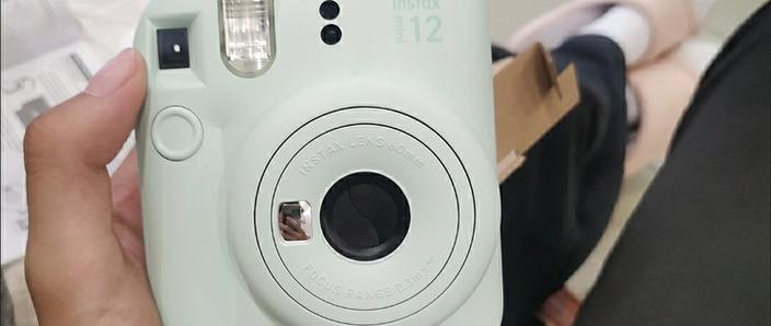 拍立得mini12不拍照_拍立得没影像？检查灰尘电池相纸！