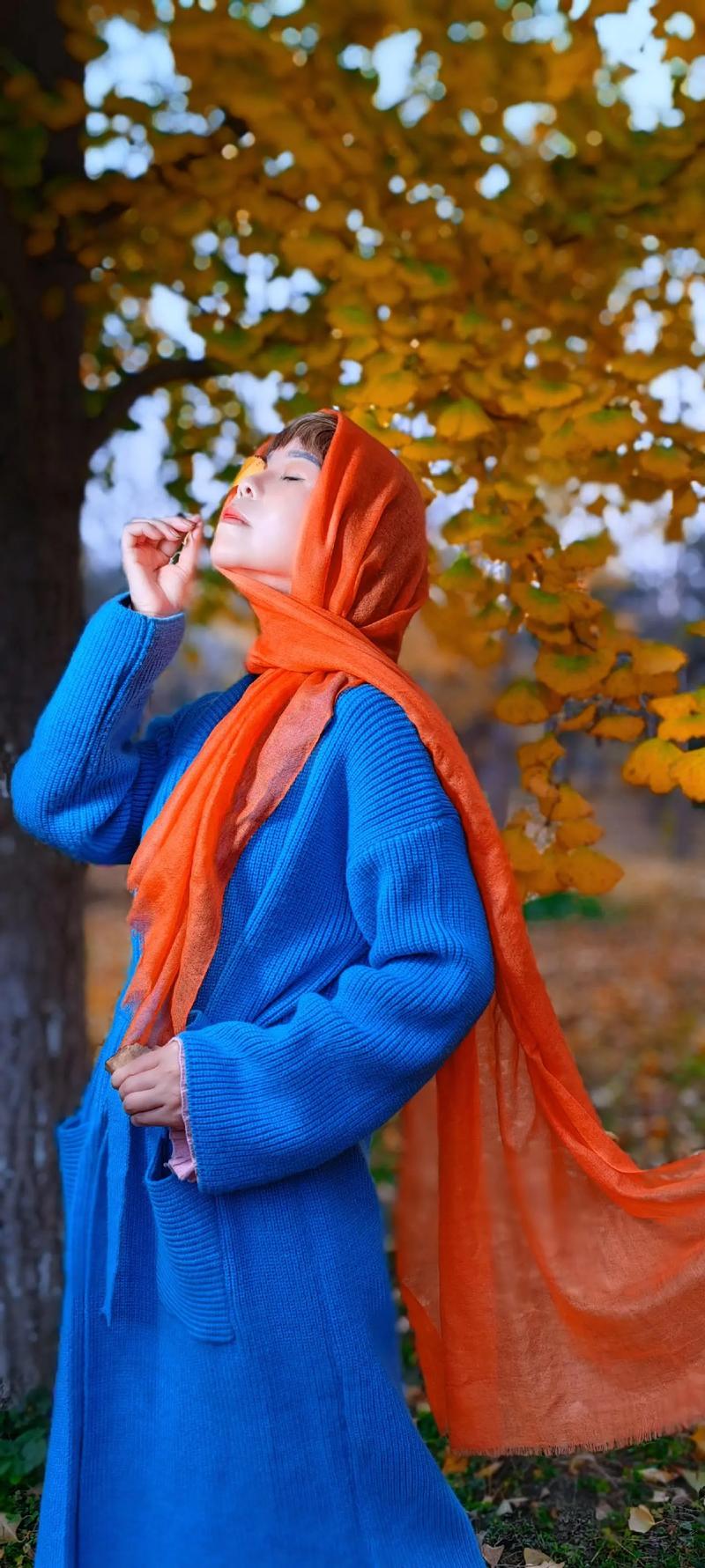 人像摄影摆姿全集图片_手眼身情，照片更有氛围感
