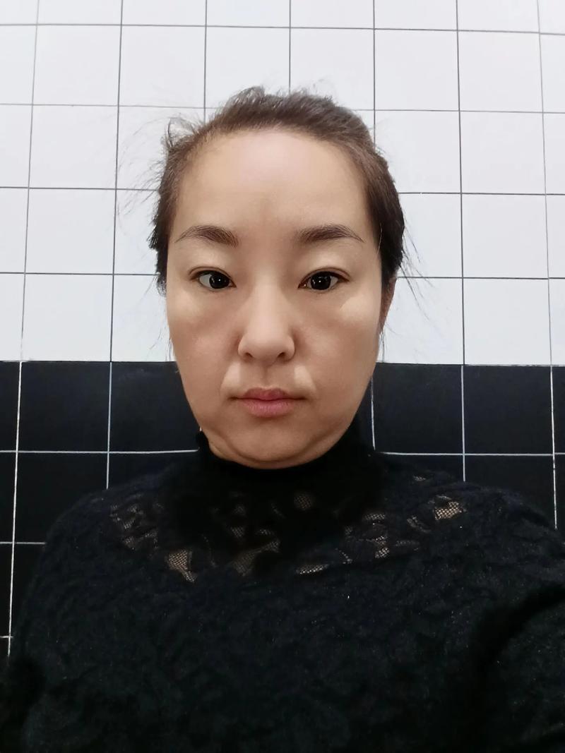 照片美颜和不美颜的区别_美颜是把双刃剑
