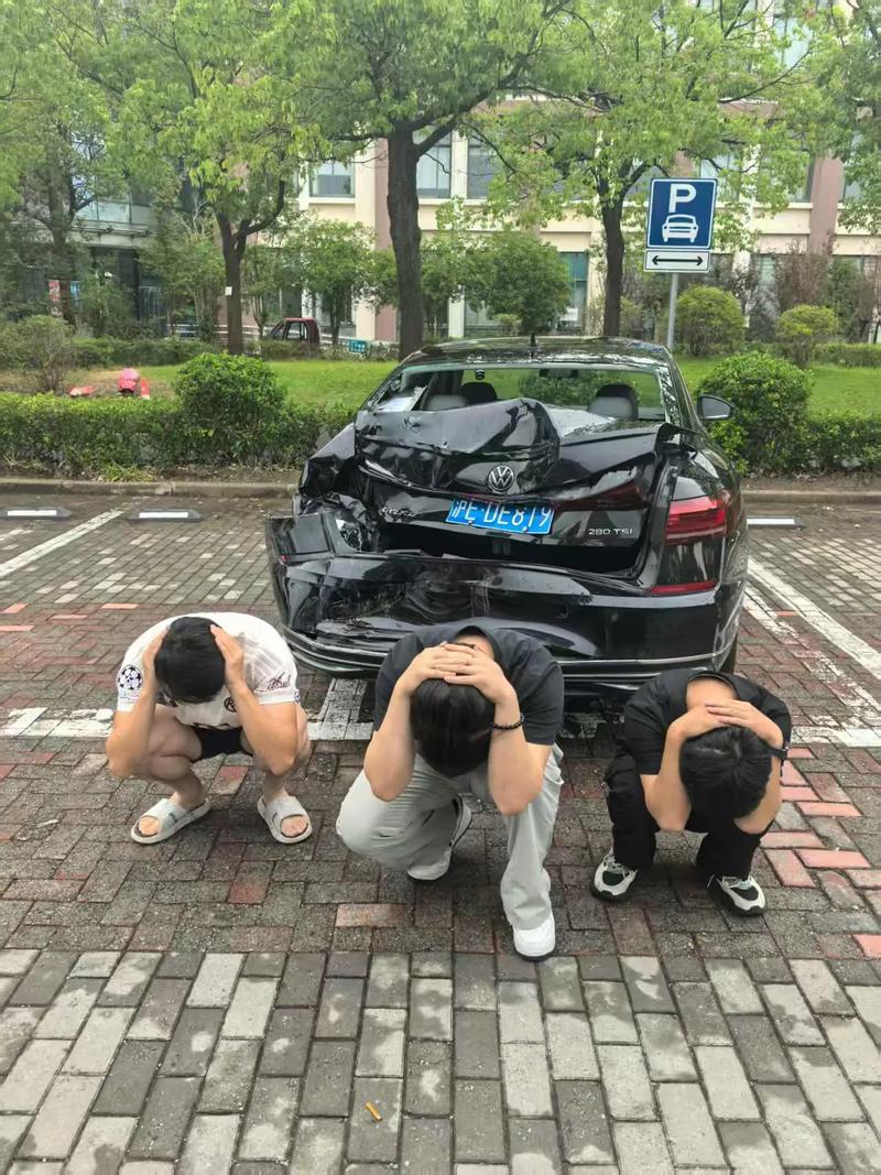 出了事故需要自己拍照吗_轻微碰撞拍照取证很重要