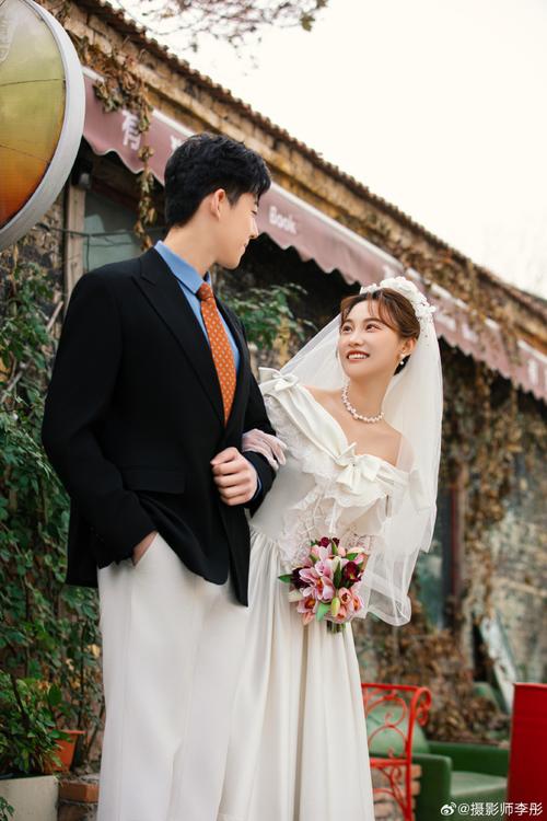 结婚照怎么拍才好看_结婚照怎么拍好看？选装化妆姿势全攻略